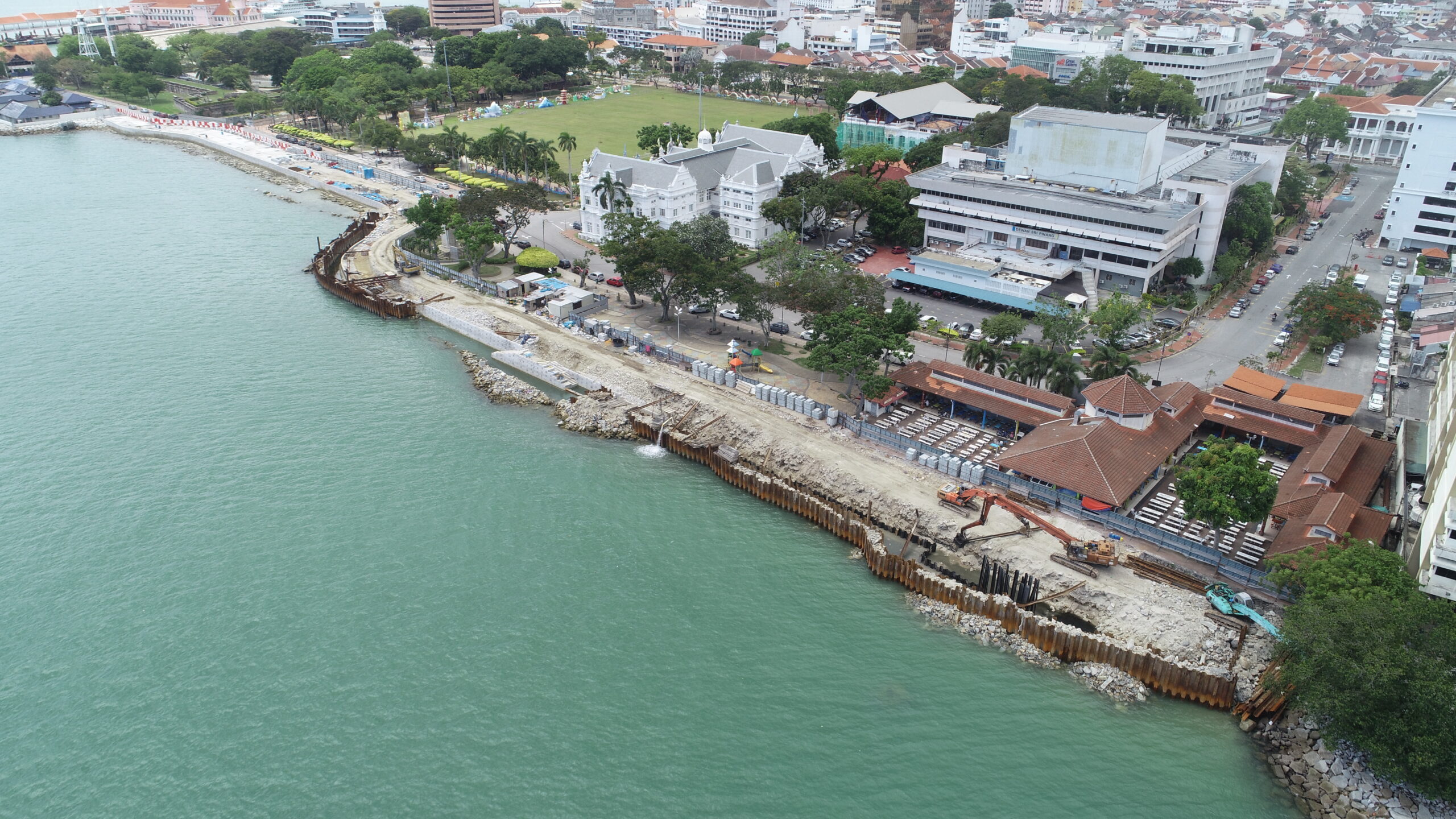 Penang breaks ground with the rejuvenation of the historic Esplanade Seawall